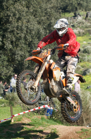 Motos